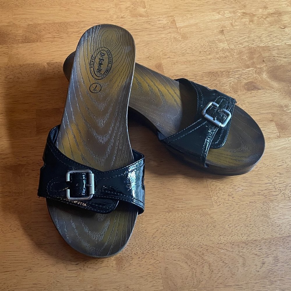 Size 7 Dr. Scholl's Advanced Comfort series sandals